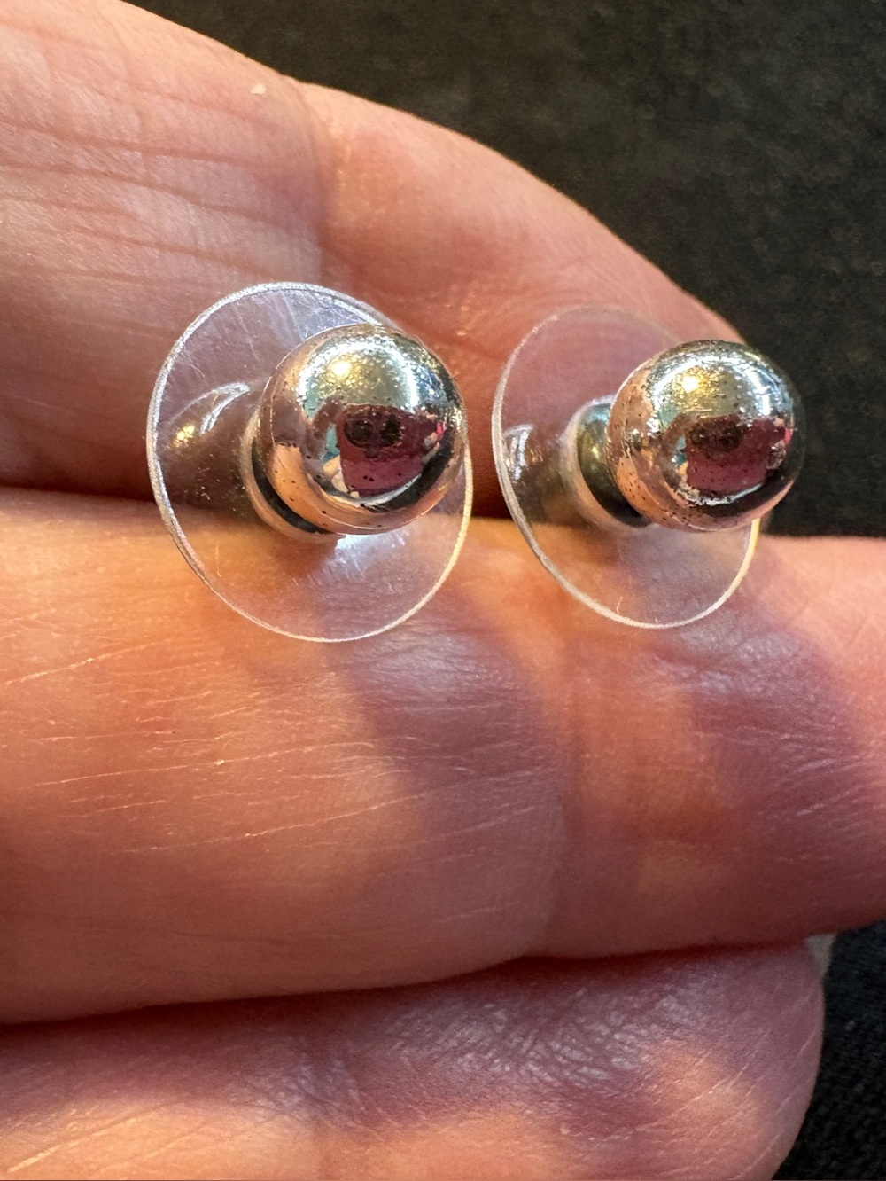 Silver Ball Stud Earrings with Clear Backing EUC
Never Been Worn